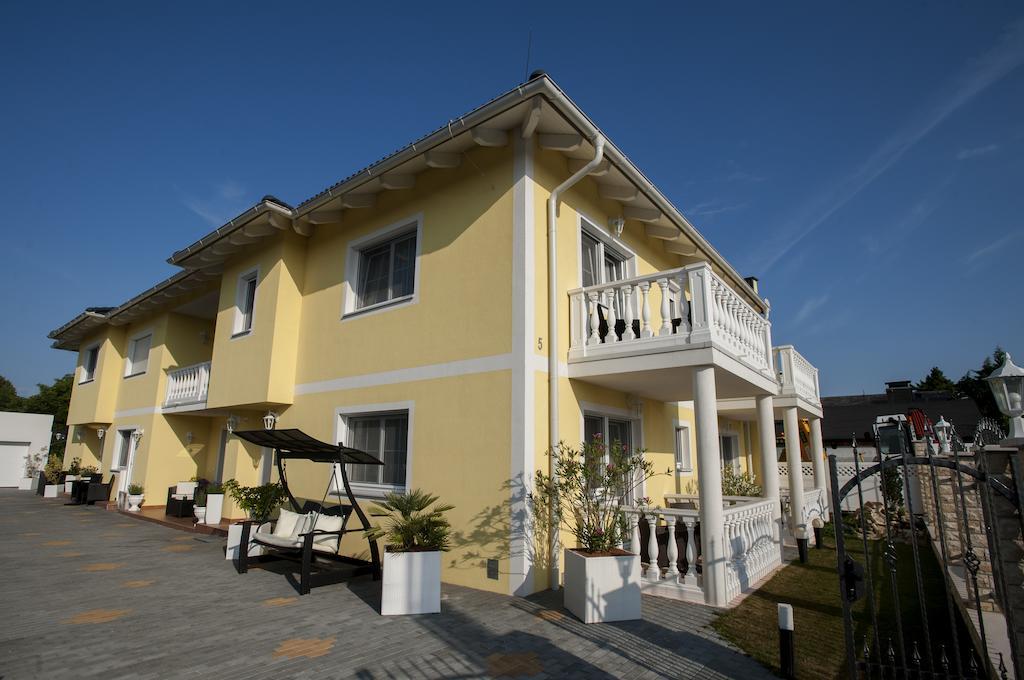 Villa Katharina Руст Екстериор снимка